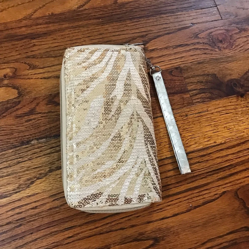 Ladies Gold & Cream Color Sequin Clutch Wallet Handbag Carry All Purse Credit C…